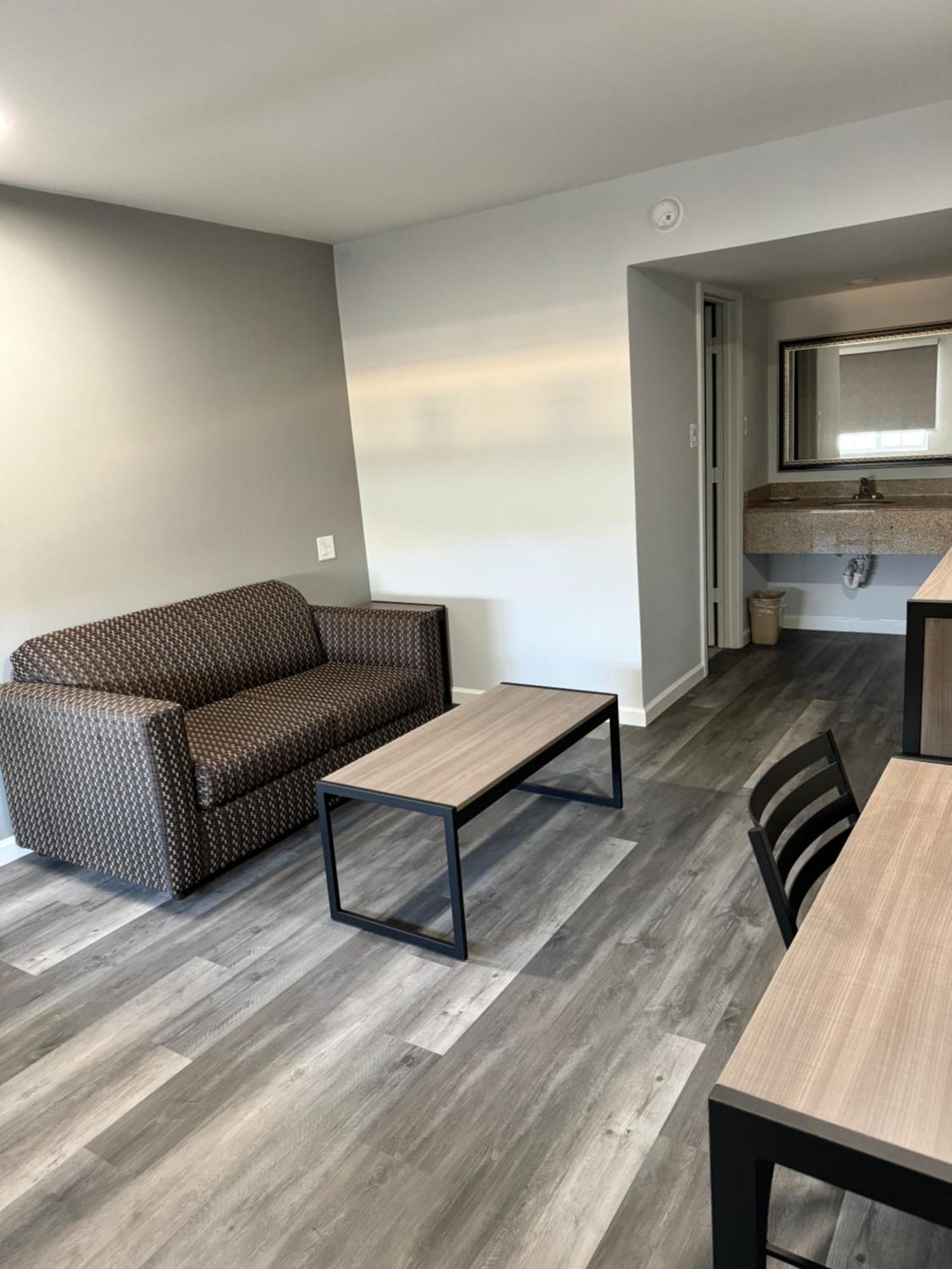 Continental Inn And Suites Nacogdoches Tx Sfa University Downtown Ngoại thất bức ảnh