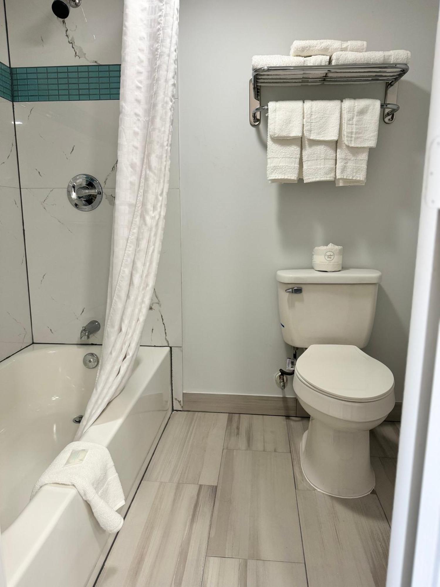 Continental Inn And Suites Nacogdoches Tx Sfa University Downtown Ngoại thất bức ảnh