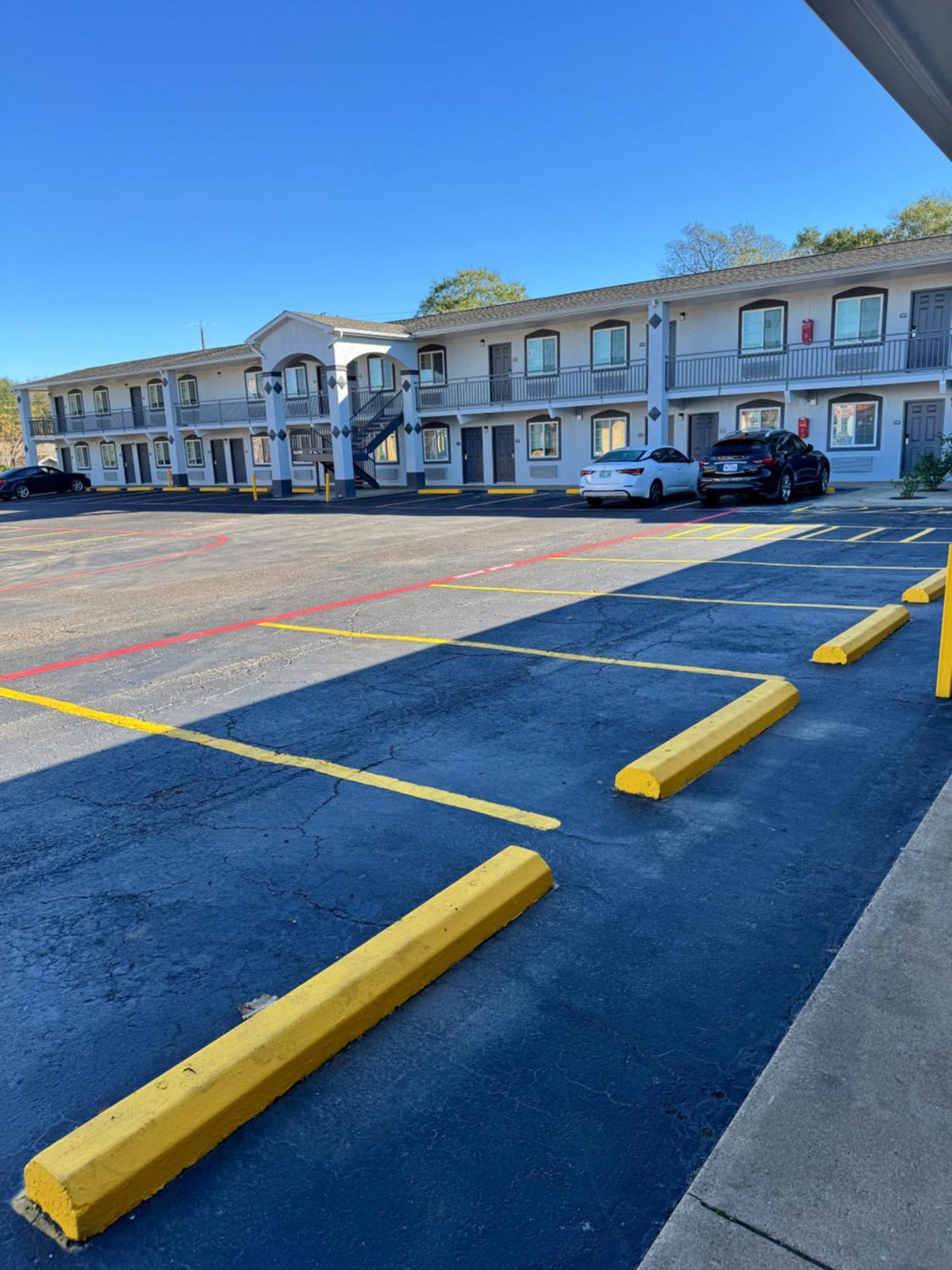 Continental Inn And Suites Nacogdoches Tx Sfa University Downtown Ngoại thất bức ảnh